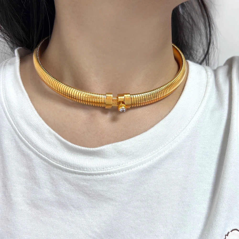 

Y2K Accessories Women Snake Chains Stainless Steel Choker Gothic Textured 18K Gold Plated Necklace 목걸이