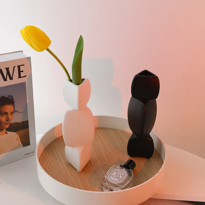 Classic Black/White Porcelain Vase Ceramic Home Office Desktop Decoration Crafts Style DIY Gift Household |