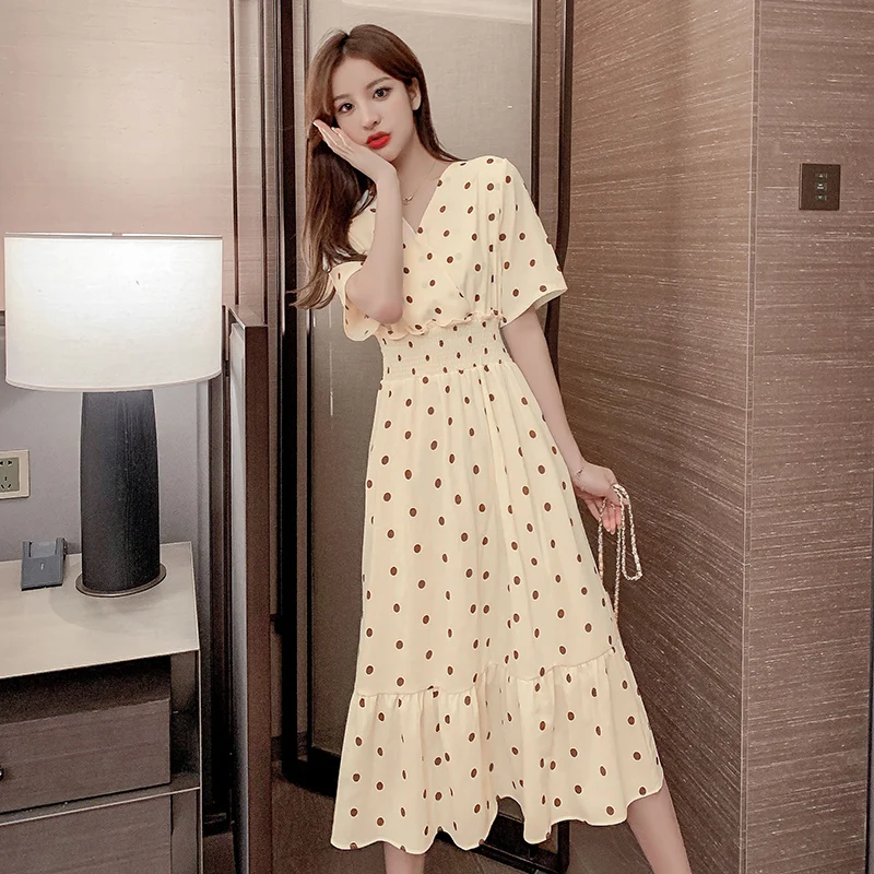 Женское шифоновое платье в горошек элегантное приталенное Плиссированное