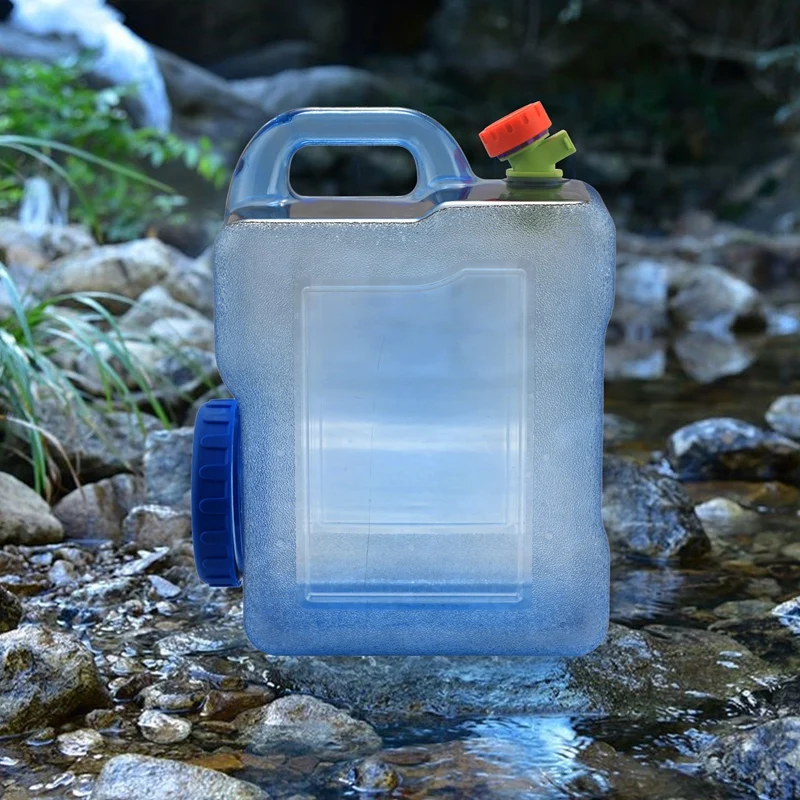 

Portable Plastic Water Can Easily Water Tank With Faucet - 8L