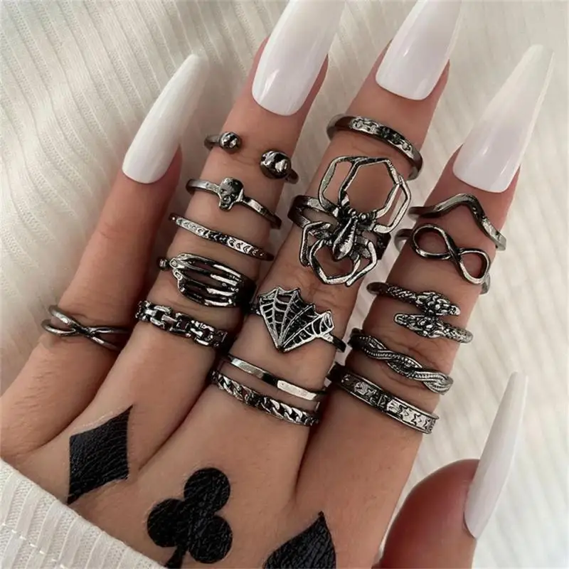 

Punk Gothic Heart Ring Set For Women Crown Spider Snake Skeleton Skull Vintage Silver Plated Carved Rings Knuckle Rings Jewelry