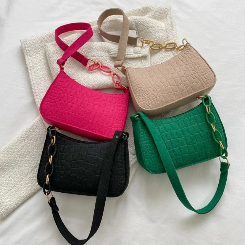 

One Shoulder Bag 2022 New Women's Subaxillary Bag Niche Design Advanced Texture Armpit Handbag Crescent Saddle Bag Dermatoglyph