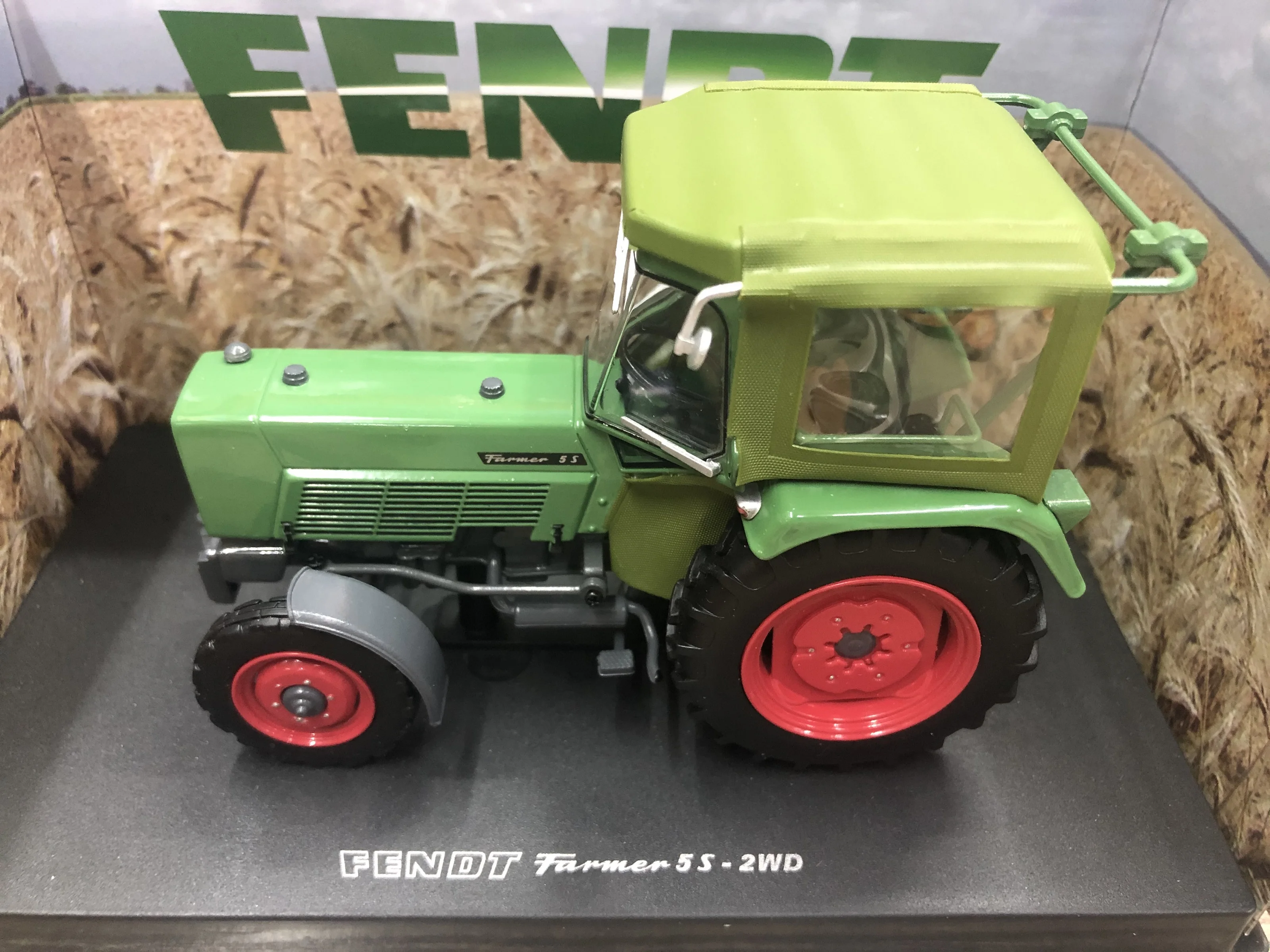 

Фермер Fendt фермер UH 1:32 5s-2wd, трекер Fendt, модель из сплава 5291, подарки, Сувенирные игрушки