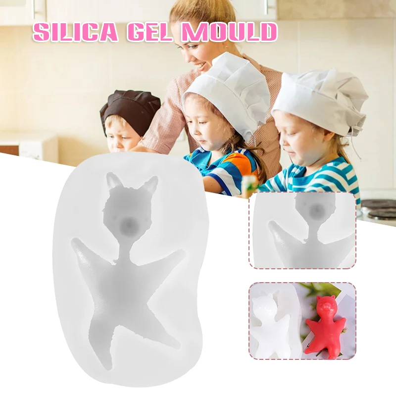 

Dancing Alpaca Casting Die Cartoon Animal Multifunctional Soft Silicone Stencil for Chocolate Soap DIY Craft Mousse GRSA889