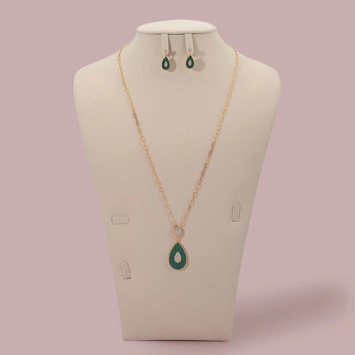 Комплект женских длинных украшений колье и серьги с подвеской в виде капли цвет