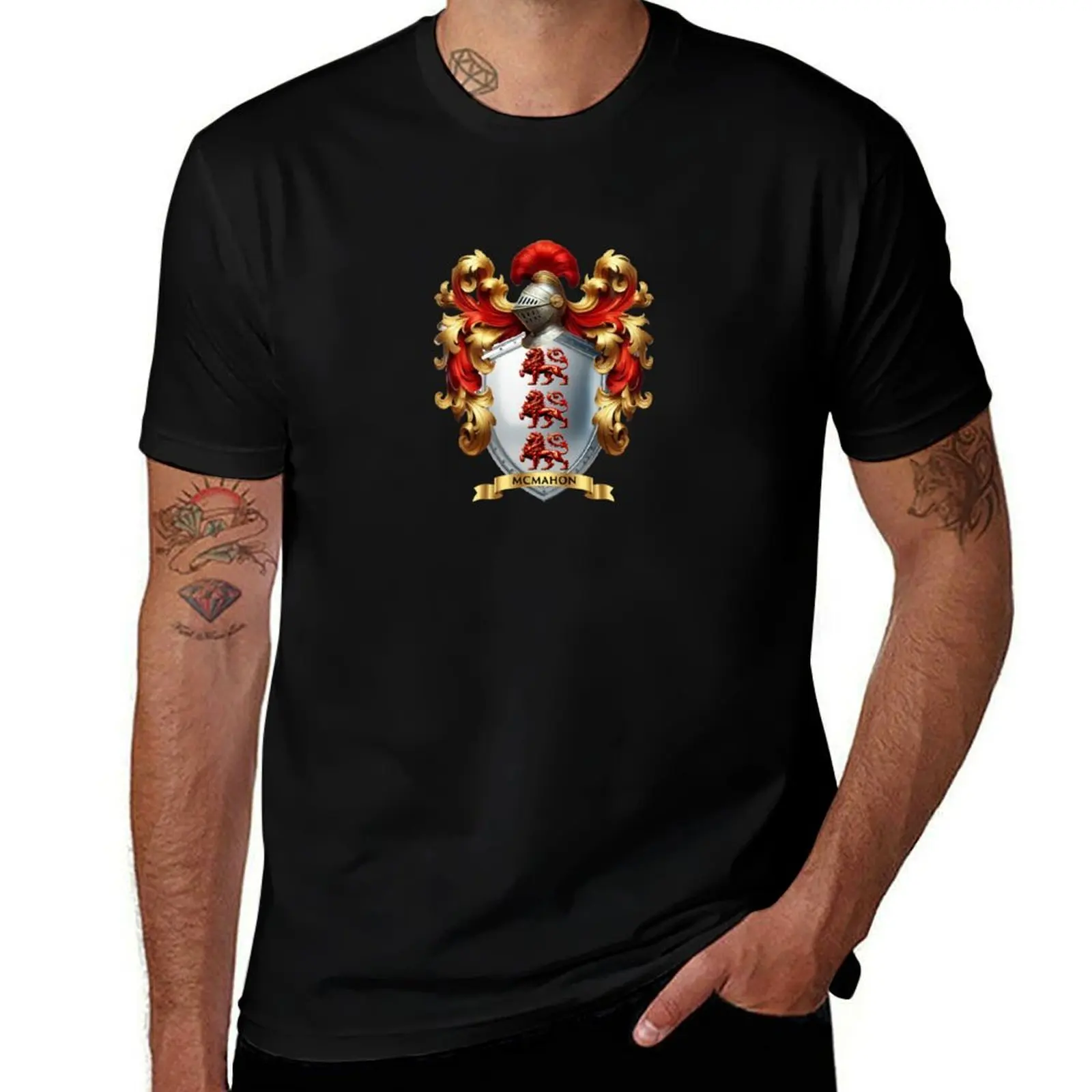 Фото McMahon Family Crest – футболка с тройными красными львами на серебряном щите, одежда в стиле аниме, милая одежда, рубашки, футболка с рисунком для мужчин №1