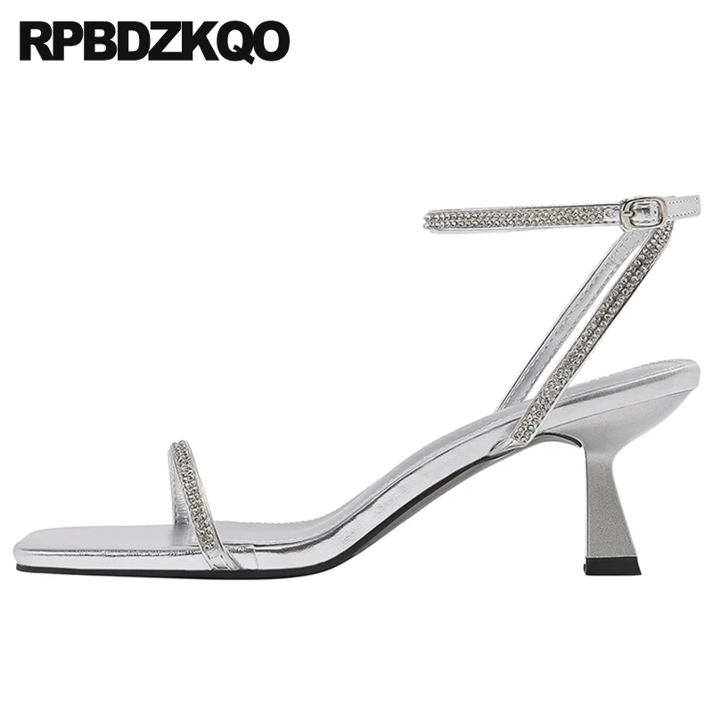 

Сандалии женские металлические на шпильке с ремешком на щиколотке, вечерняя Обувь для невесты с кристаллами, свадебные туфли-лодочки, высокий каблук-шпилька с бриллиантами и открытым носком