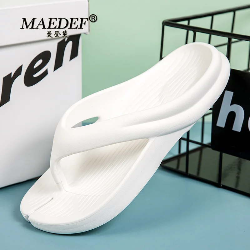 

MAEDEF Summer Slippers Flip Flops for Men's Light Non-Slip Cool Outside Flip Flops Breathable Thick-Soled Toe Sandals Size 35-46
