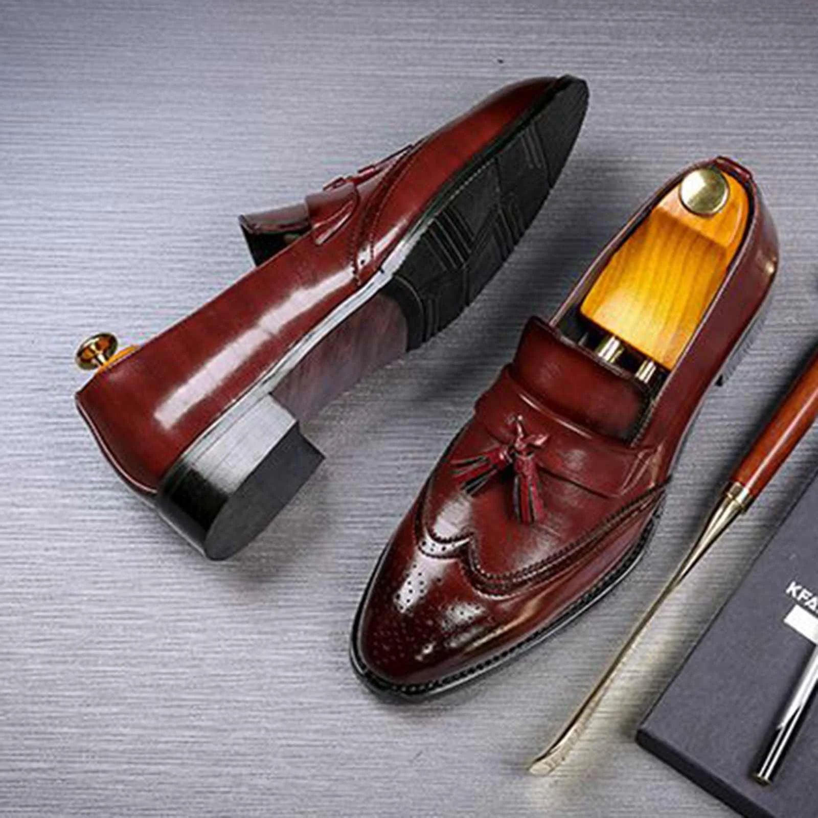 

Menico 2022 New Men Shoes Comfy Closed Toe One-Pedal Leather Loafers Slip On Soft Sole Casual Shoes Formal Business Shoes Loafer