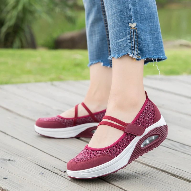 Summer walking shoes white breathable thick bottom heightening casual shoes light and fashionable air cushion flat nurse shoes
