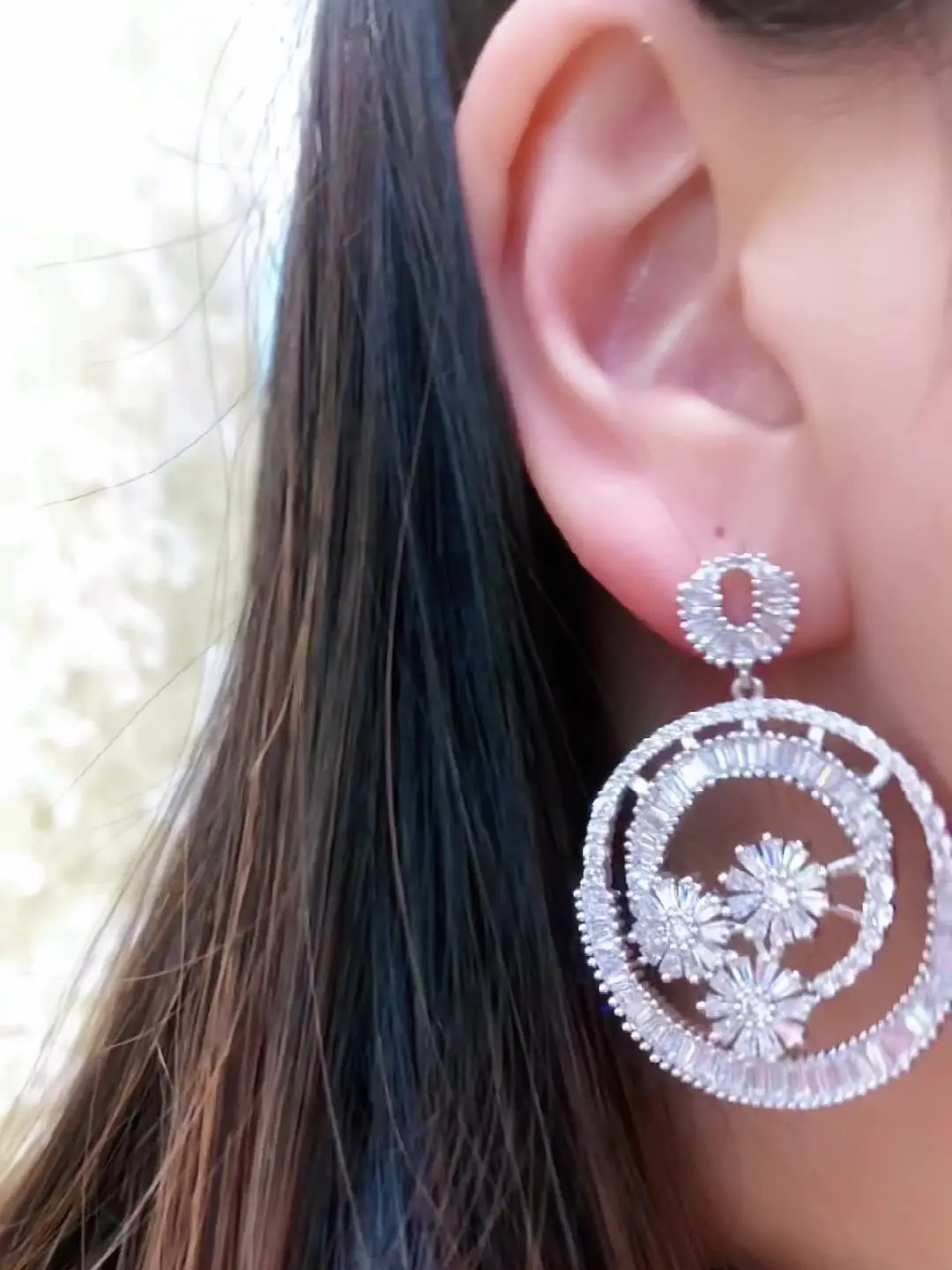 

Soramoore Luxury Original Design Round Drop Earrings Women's Wedding Banquet Daily Anniversary Jewelry Accessories High-quality