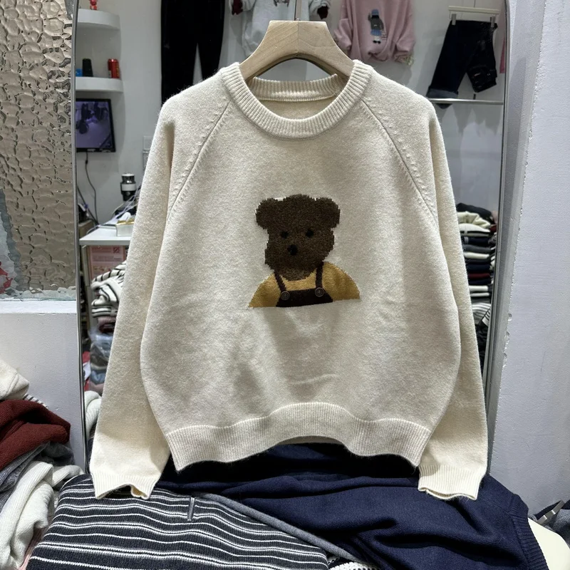 Жаккардовый медведь свободный однотонный пуловер с рукавами реглан и круглым