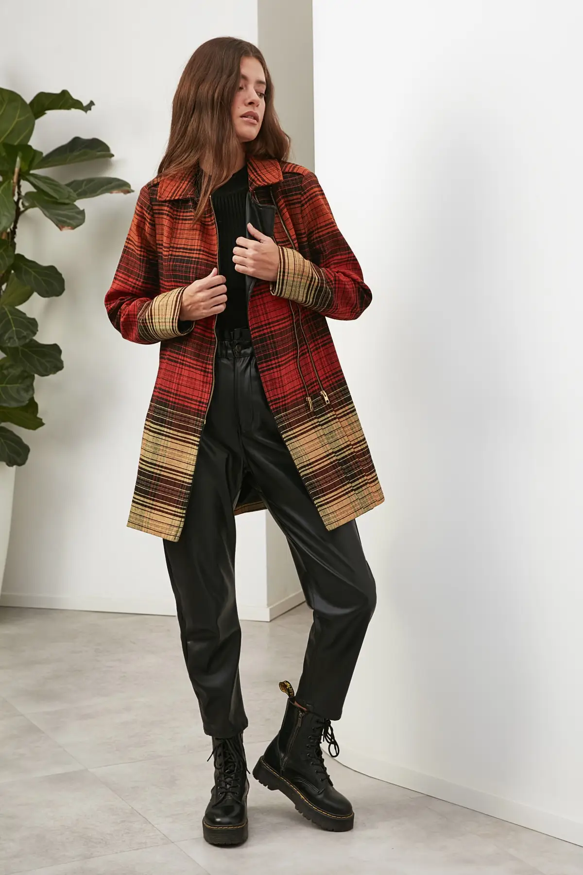 

Trendyol Plaid Trench Coat TWOAW22TR0049