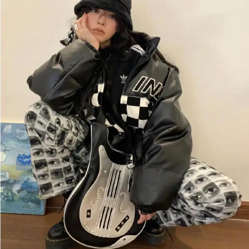 Original Black And White Retro Irregular Rivet Studded Diamond Guitar Shaped Color Matching Women Crossbody Bag Rock Hip-hop Bag