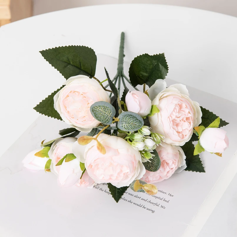 

Искусственный шелковый букет гортензий