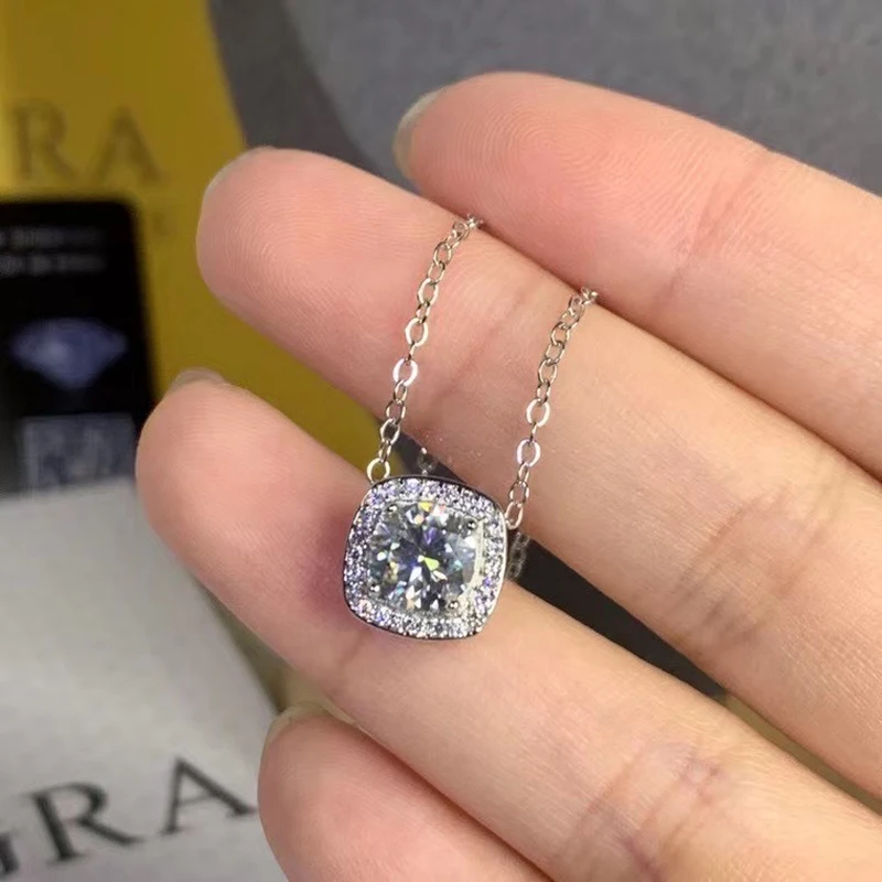 

Женское ожерелье из серебра 1,0 пробы, с муассанитом