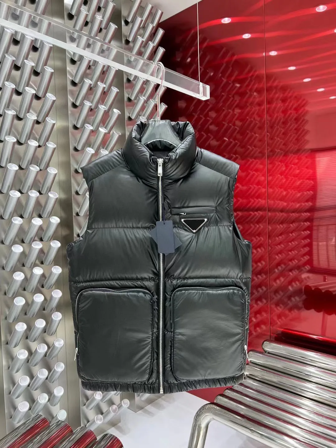 

Autumn And Winter New Men And Women With The Same Down Vest Waterproof Fabric High Quality Down Vest Down Vest