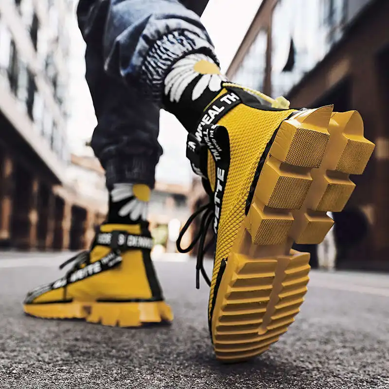 

Ehite Male Sneakers Designer Luxury 2022 Brand Sport Shoes Snickers Brand Running Shoes Men Nice Men Sports Shoes Knit Tennis