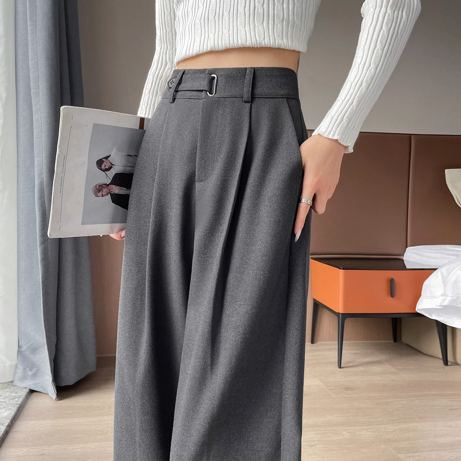 Женский шерстяной костюм винтаж красный