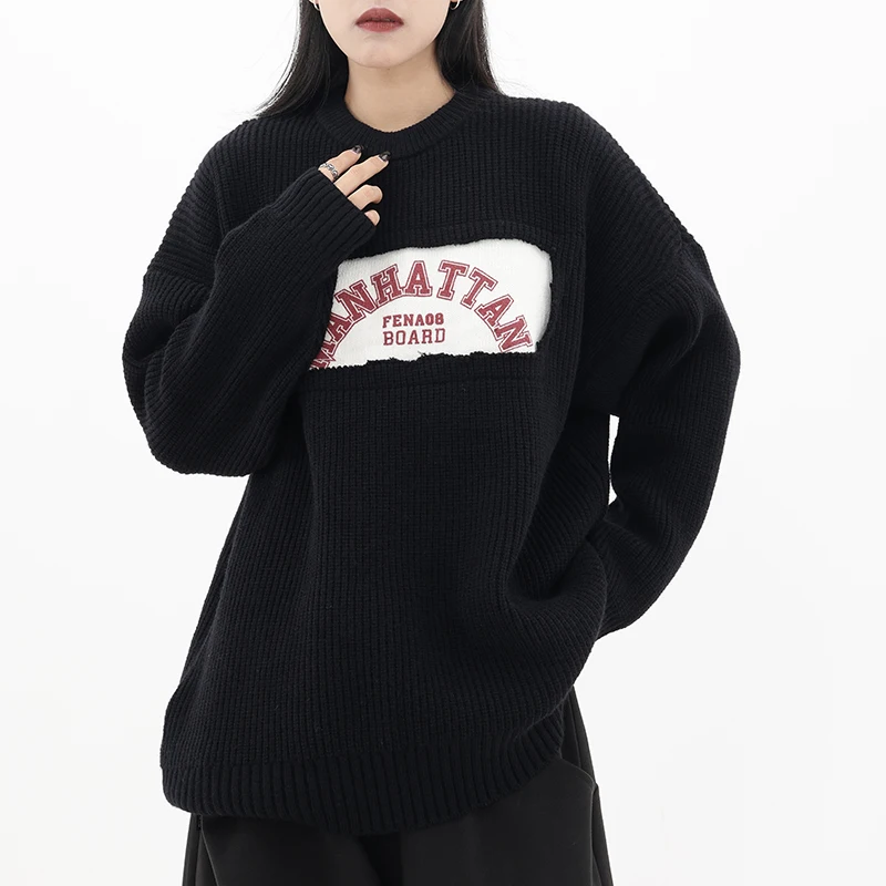 

Женский трикотажный свитер с длинным рукавом и круглым вырезом