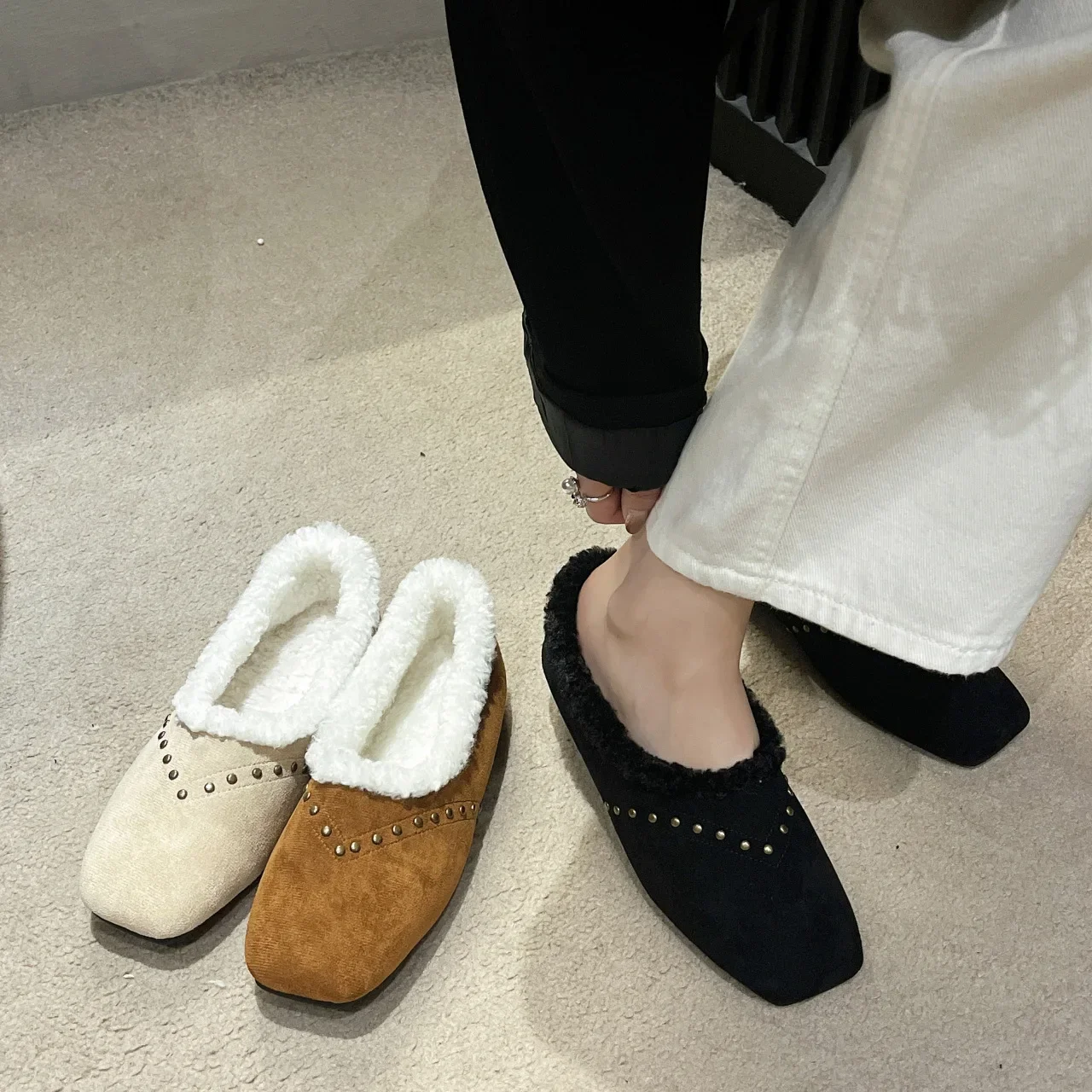 

Autumn Winter Women Warm Fur Flats Shoes Fashion Shallow Slip on Ladies Flat Loafes Square Toe Women's Rivet Mary Jane Shoes