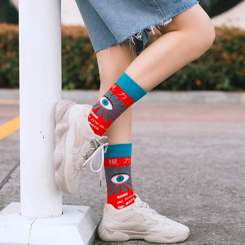 3 Pairs/Box Hot Funny Smiley Eye Stockings Cotton Streetwear Harajuku Hip Hop Expression Long Soft Pack Gift for Men Women Socks
