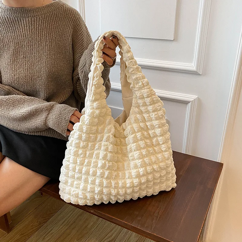 

Casual Tote Bag for Women Pleated Bubbles Cloud Shoulder Bags Bucket Designer Large Capacity Ladies Handbag Shopping Bag