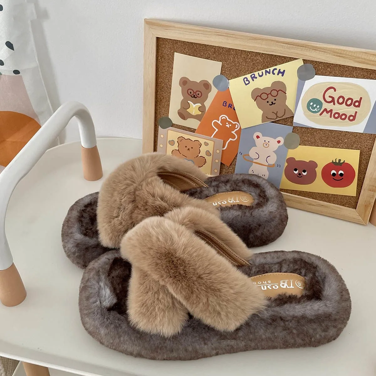 

Тапки женские на толстой подошве, Роскошные теплые меховые хлопковые шлепанцы с тиснением, домашние тапочки для отдыха на открытом воздухе