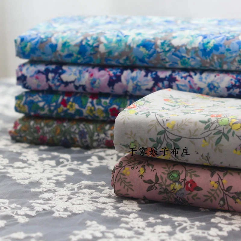 

Хлопчатобумажная ткань из поплина с цветочным принтом, 50 см * 140 см