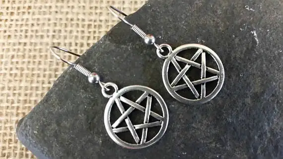 

New Products Hot Selling Fashion Trend Jewelry Creative Design Pentagram Pendant Earring Jewelry