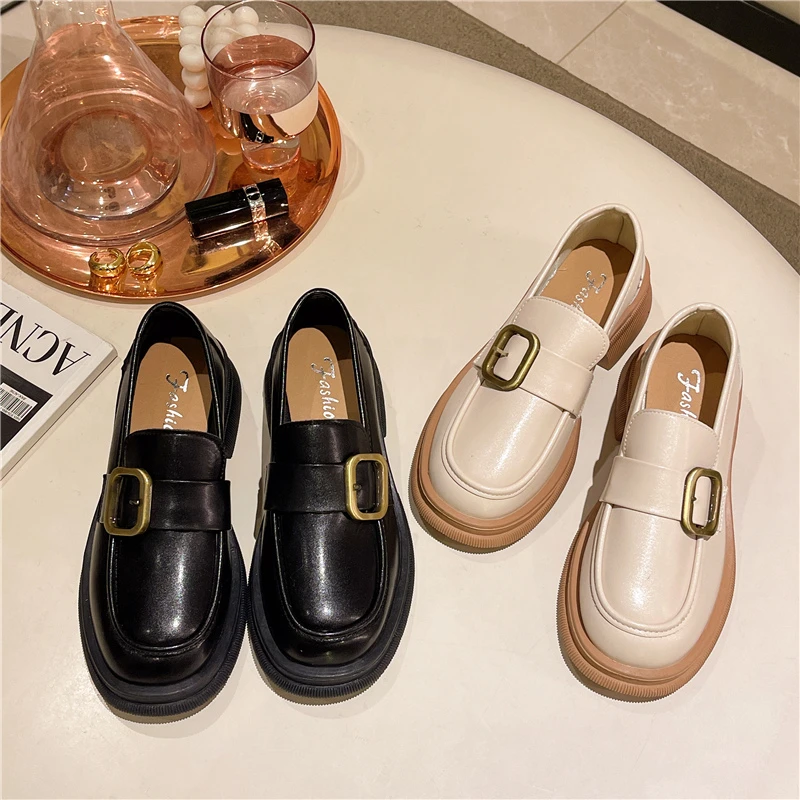 

Туфли-оксфорды женские в британском стиле, мягкие удобные модельные туфли для медсестер, с круглым носком, металлический декор, в стиле преп...