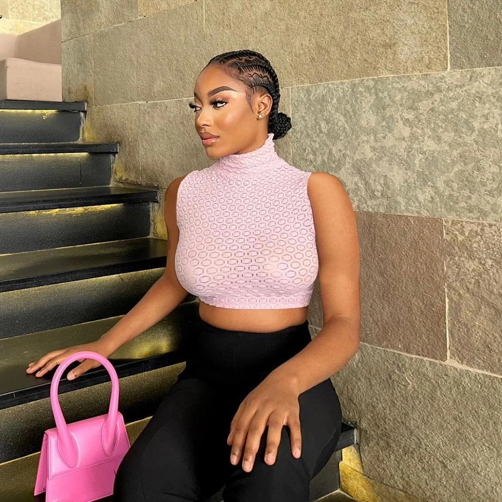 

Кроп-топ женский трикотажный однотонный без рукавов с высоким воротником