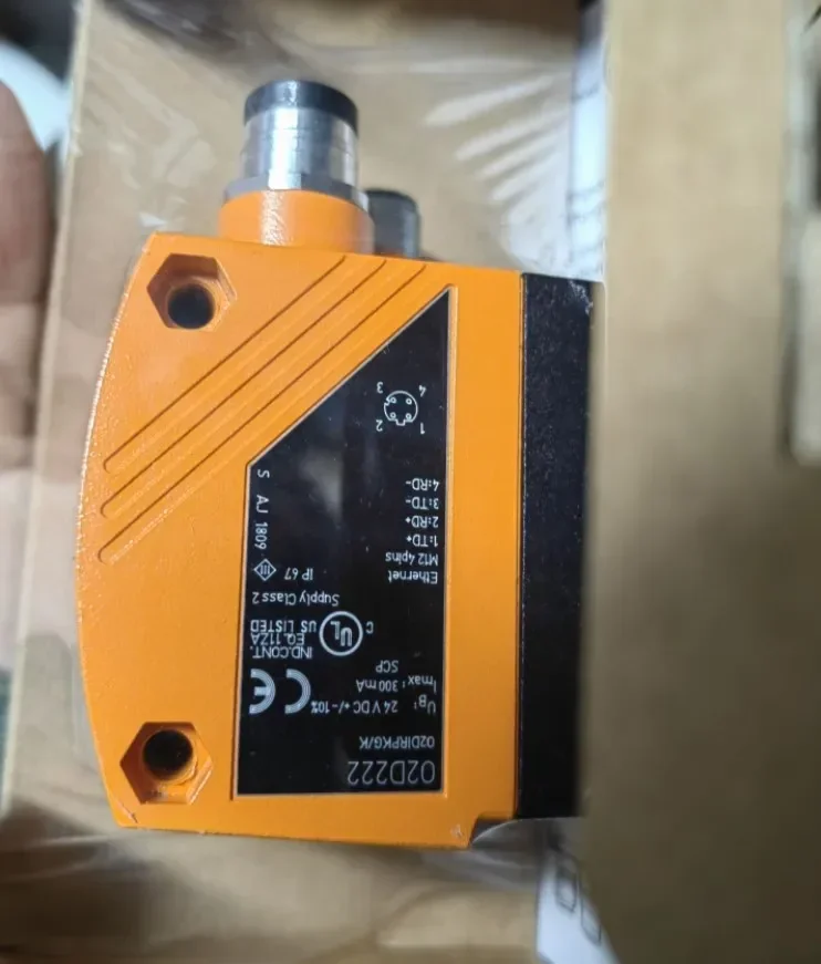 Новый оригинальный лазерный датчик дальности IFM O1D100 O1DLF3KG 01D100