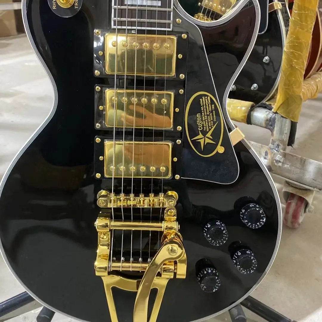 Пользовательская электрическая гитара черный цвет корпус красного дерева гриф