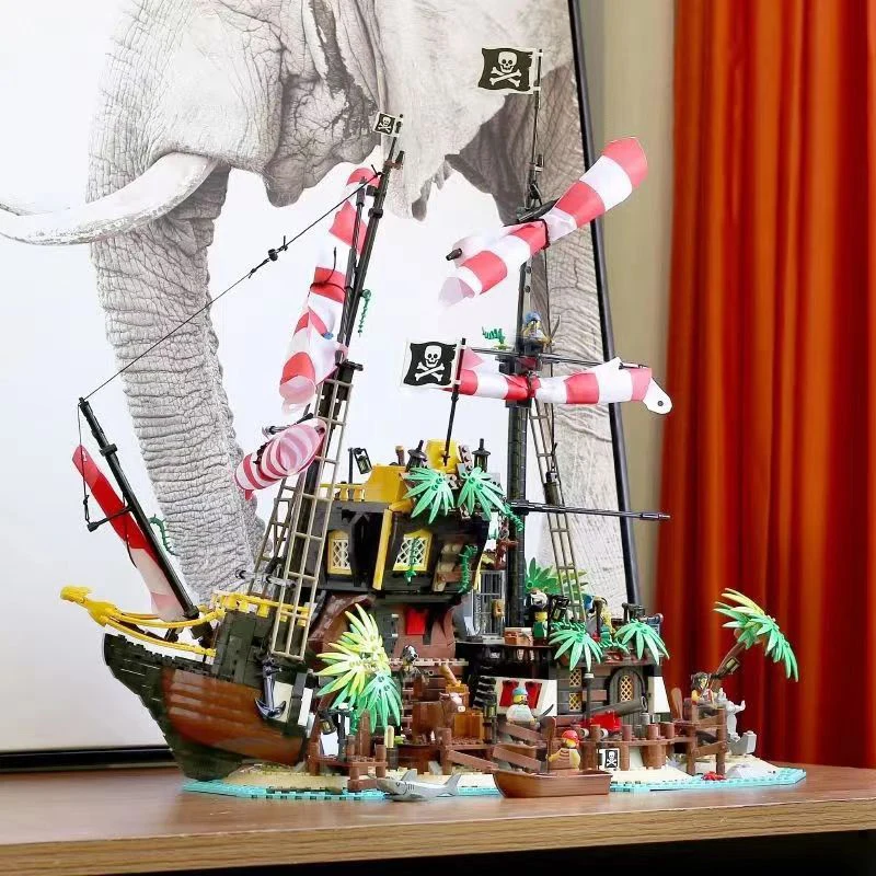 

2545PCS Pirates of Barracuda Bay With 8 Figures 698998 Building Blocks Bricks Kid Birthday Christmas Gifts Compatible 21322