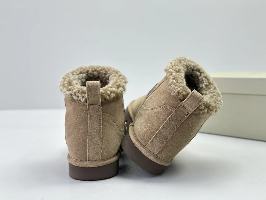 Женские зимние ботинки из овечьей шерсти черные теплые до щиколотки новинка зимы