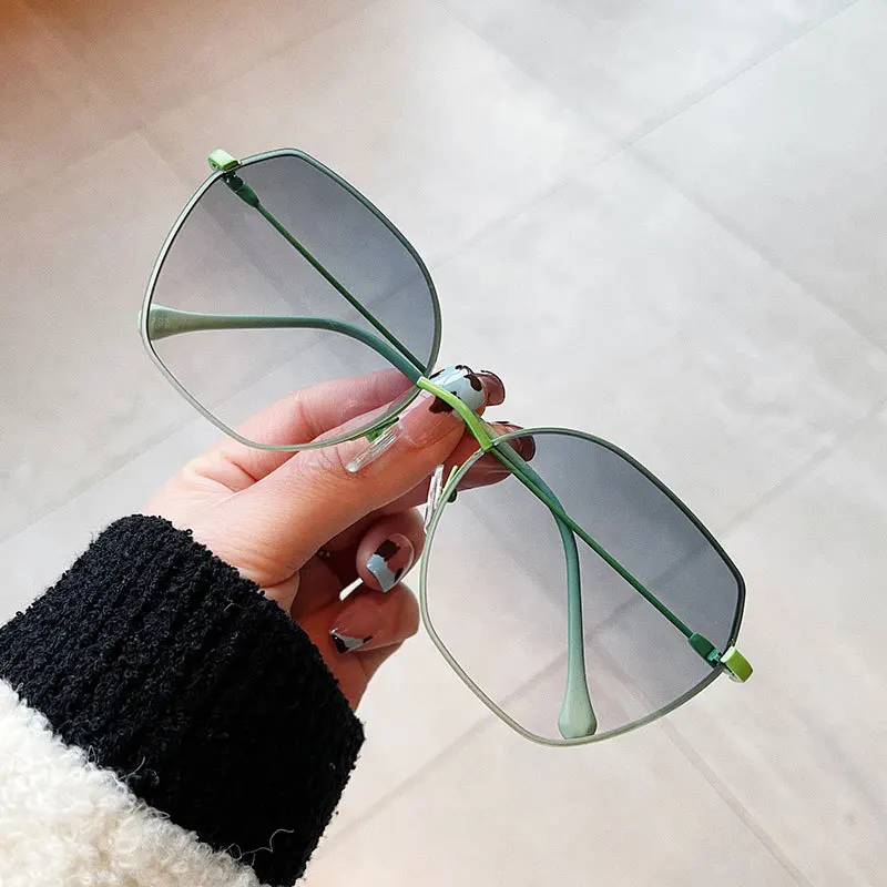 

Rectangular Sunglasses 2022 large frame men's and women's fashion retro simple designer luxury brand metal UV400 protection