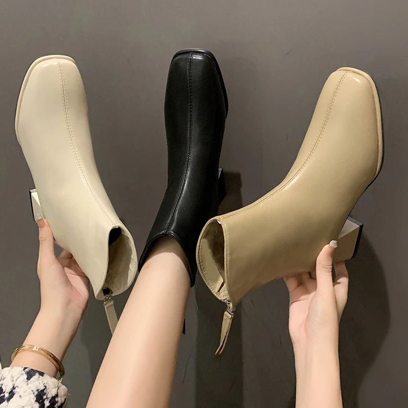 

Новинка 2022, зимние женские ботинки, модные однотонные ботильоны из искусственной кожи с квадратным носком, женские уличные вечерние ботинк...