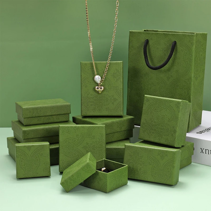

Fashion Green Color 4 sizes Jewelry Box Ring Earrings Necklace Bracelet Display Case Kraft Paper Packaging Boxes Gift Packaging