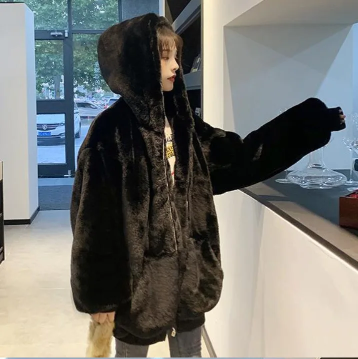

Korean version of the loose plush coat female winter real rex rabbit fur grass mid-length 2021 new thick hooded coat