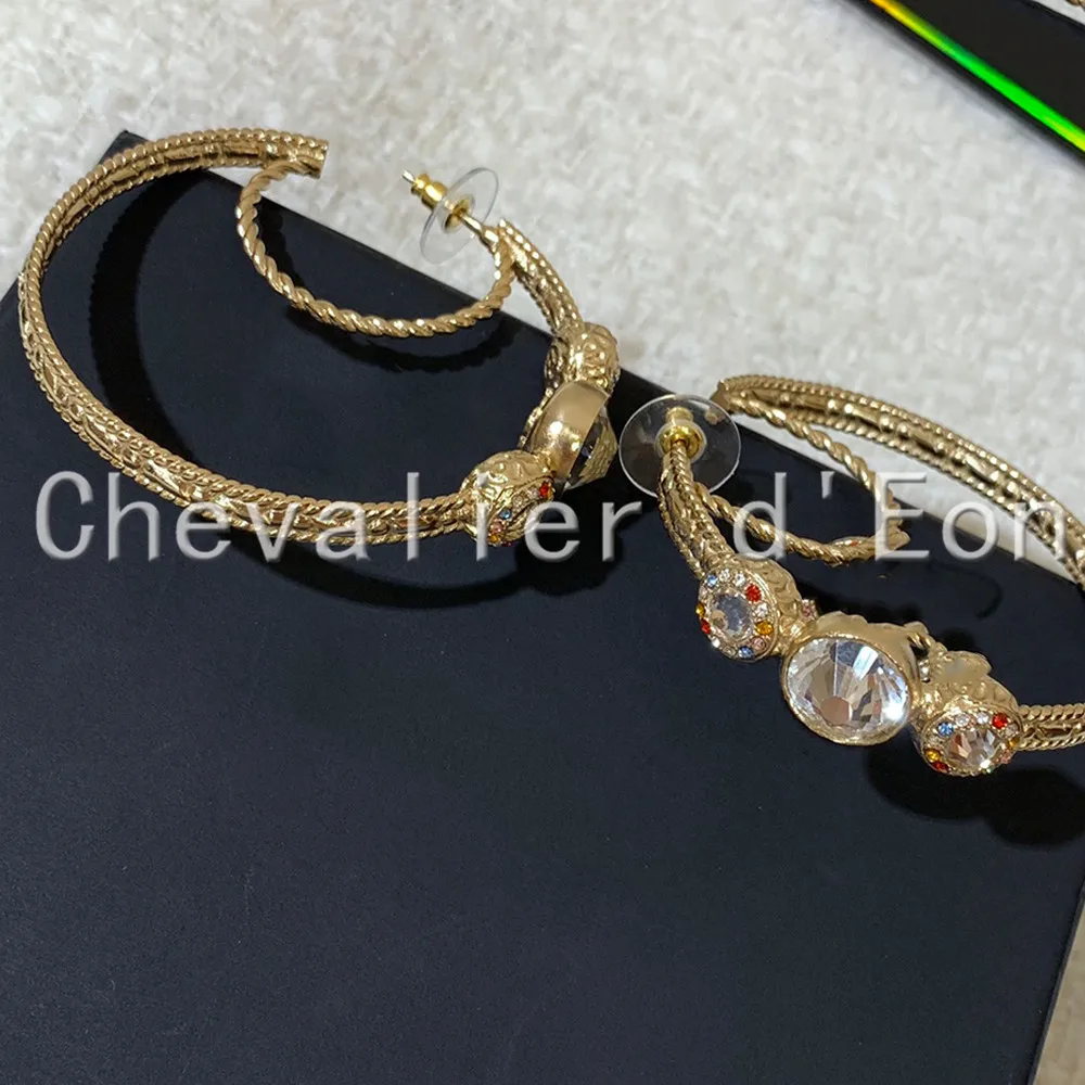 

Chevalier D'Eon High Quality Classic Fashion Double Hoop Earrings Vintage Diamond Pendientes Jewelry For Women aretes de mujer