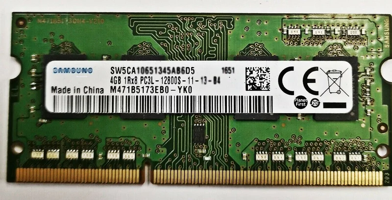 

Панель памяти для ноутбука RAM DDR3L 4G 1600 низкое напряжение M471B5173EB0-YK0