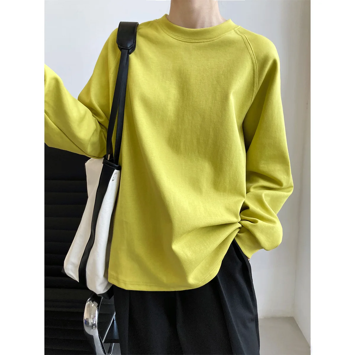 

Solid Color Round Neck Stacked Long-sleeved T-shirt Women's 2023 Autumn New Lazy Loose Ladies Bottoming Sweater