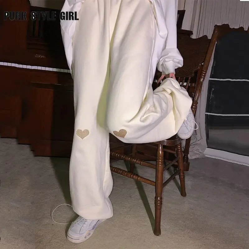 

Korean Egirl Sweatpants Women Harajuku Cute Heart Embroidery Pants Kpop Y2k Kawaii Love Baggy Trousers Ins Joggers Velvet Pants