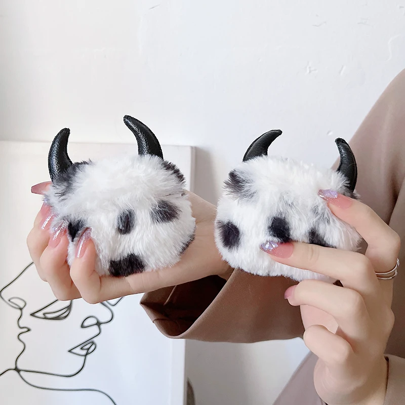 

3D Cow Horn Furry Case For AirPod 3 2021 Winter Warm Plush Earphone Protection Cover For Apple Airpods Pro Case Fundas