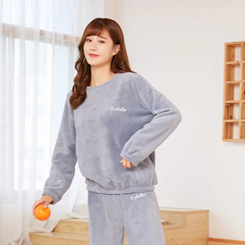 Warm Women's Suits Winter Thickened Coral Fleece Home Clothes Students Loose Lazy People Bundle Feet Casual Pajamas Pajamas