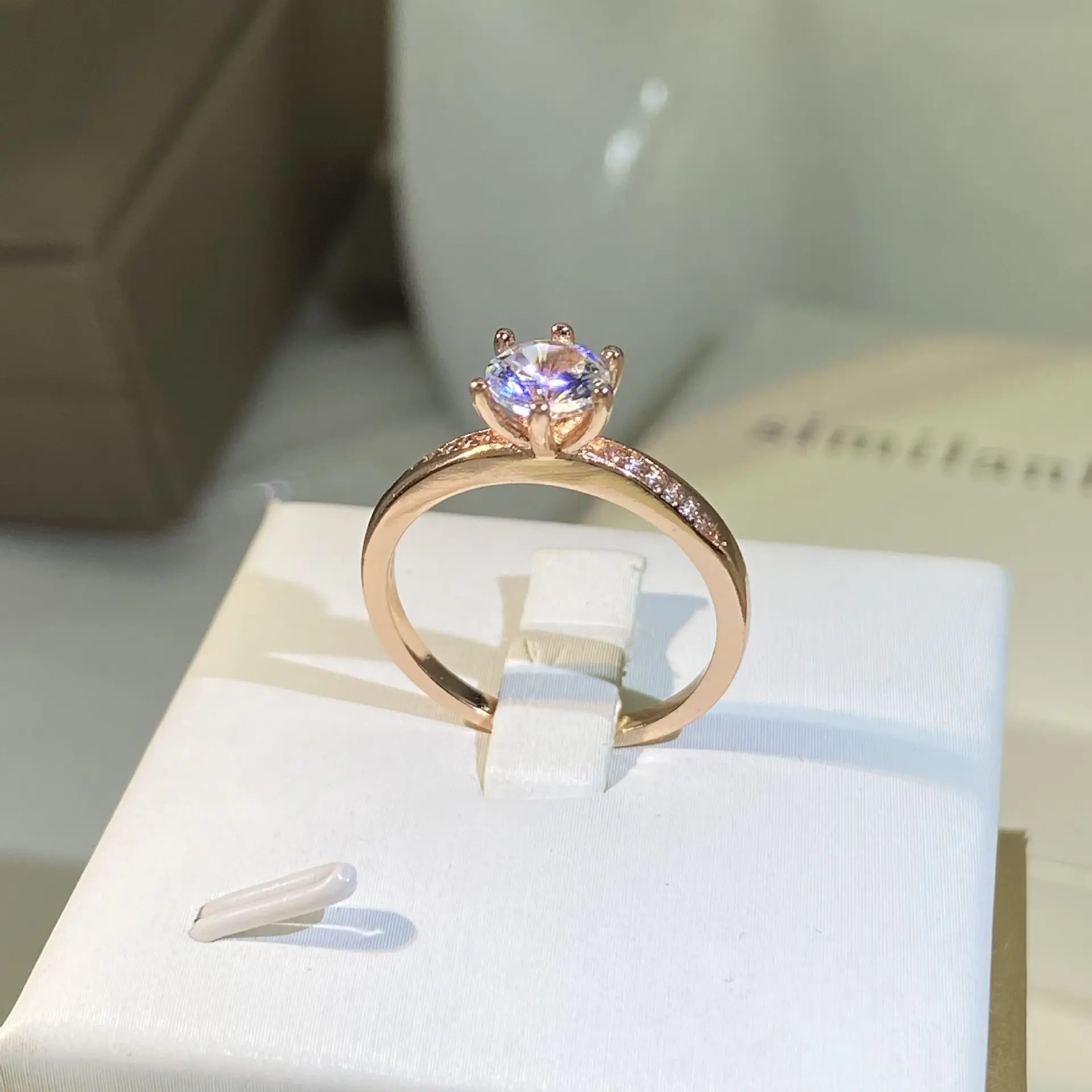 

Real 18K Rose Gold Diamond Ring Females for Women Anillos De Wedding Bands Bizuteria Diamond Gemstone Jewelry Ring Box Females