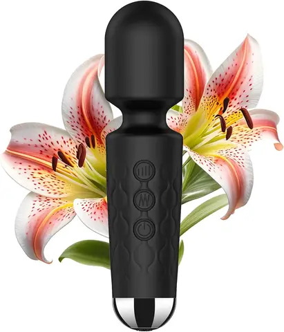 Қара жігіттердің тобы Малинки есімді қызды трахает (порно)