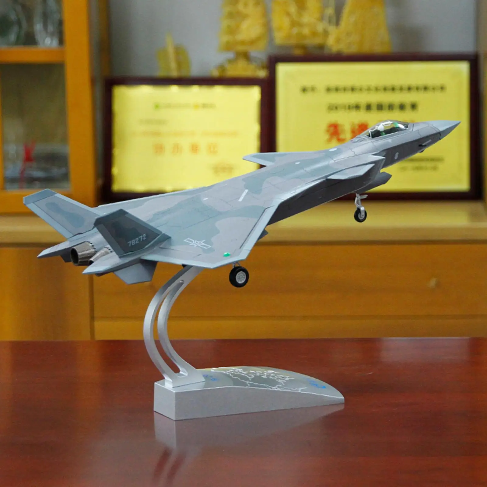 

1/48 J-20 Fighter Aircraft Airplane Model for Decoration Ornament Gift