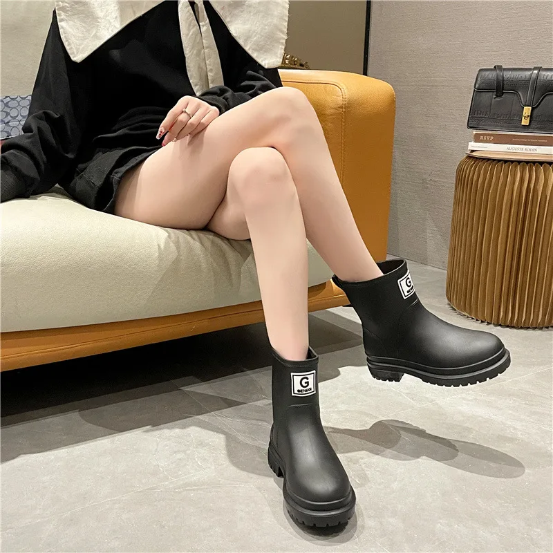 2023 Women Slip-on Rubber Rain Boots Waterproof Water Shoes Female Rain Shoes Mid-calf Boots